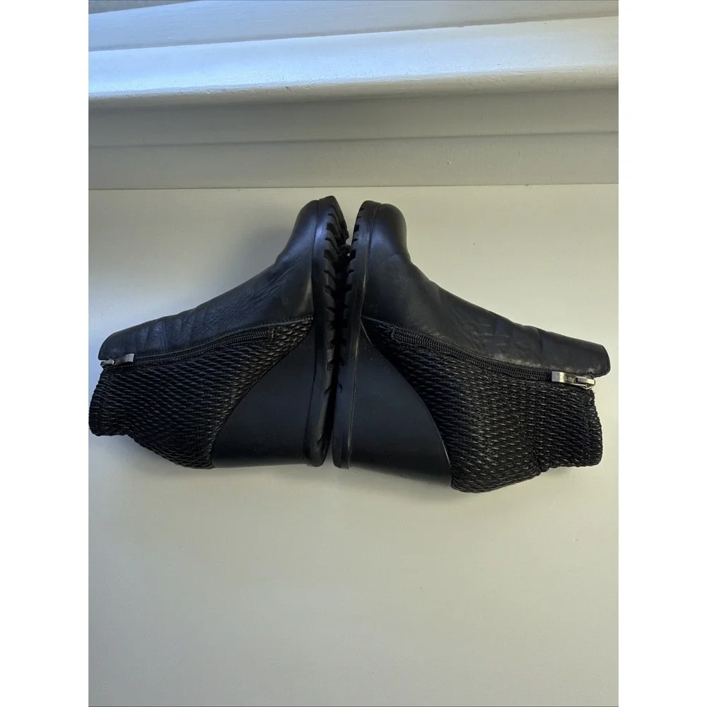 Artica Browns Exclusive leather Waterproof winter Wedge ankle boots size 38‎